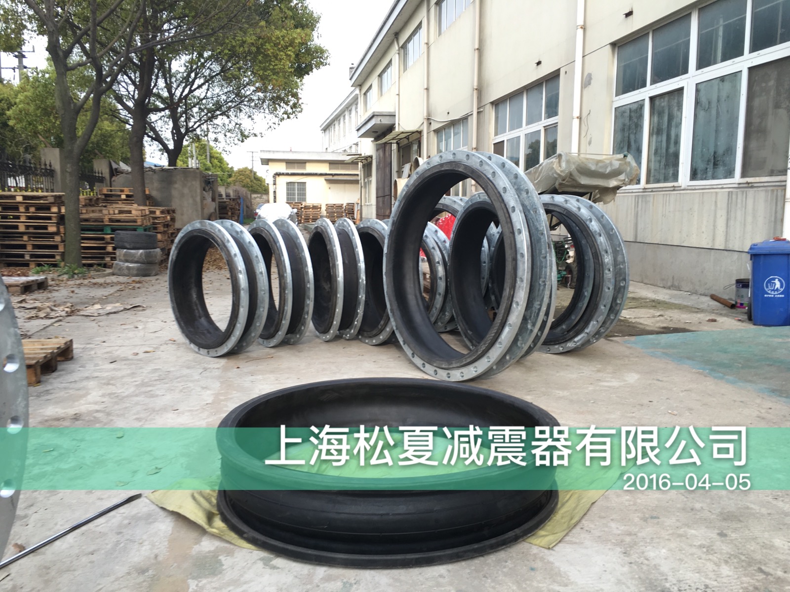 江蘇呂四港電廠用上海松夏耐腐蝕橡膠接頭 江蘇呂四港電廠用上海松夏耐腐蝕橡膠接頭